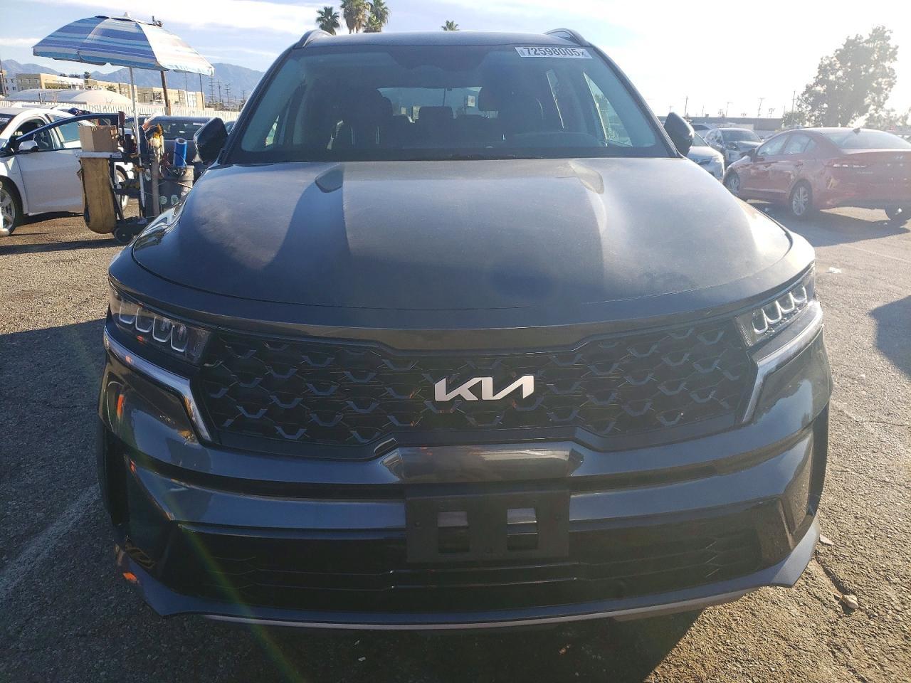 2022 KIA SORENTO