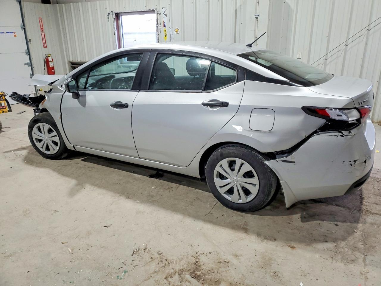 2025 NISSAN VERSA