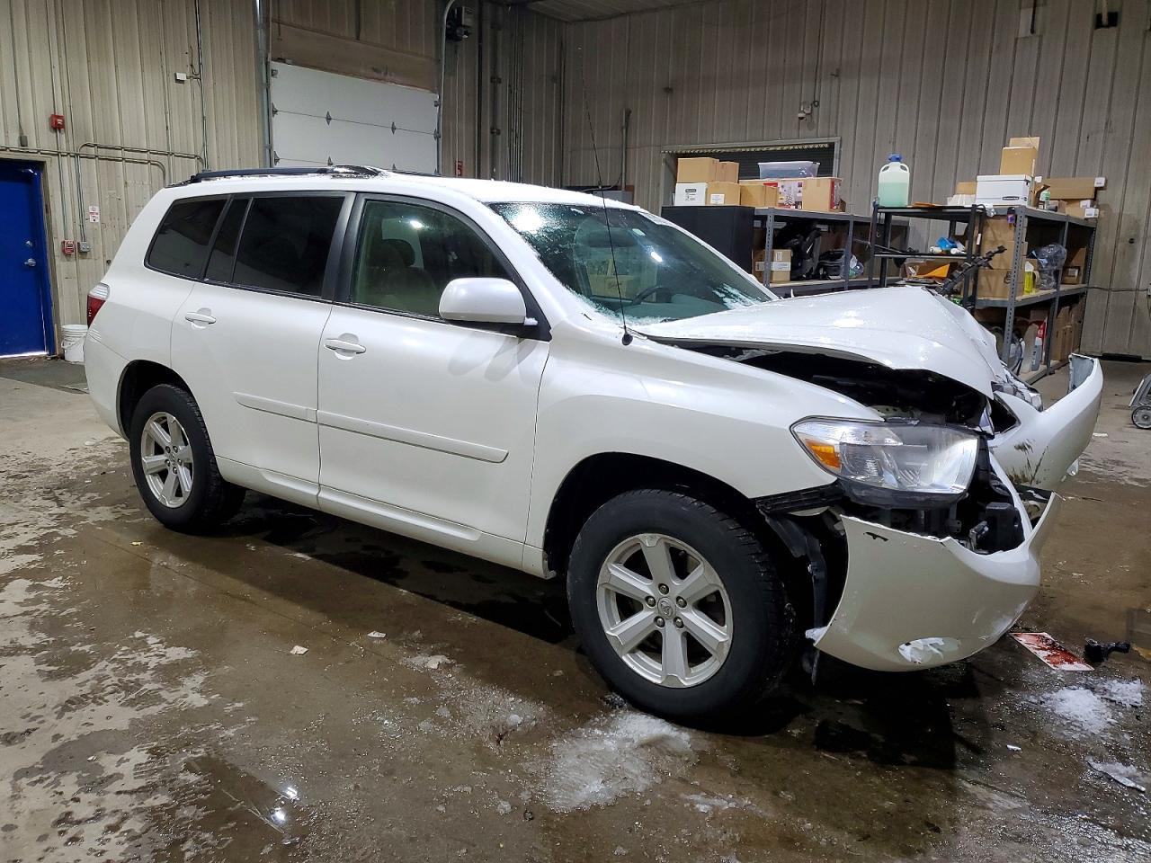 2010 TOYOTA HIGHLANDER