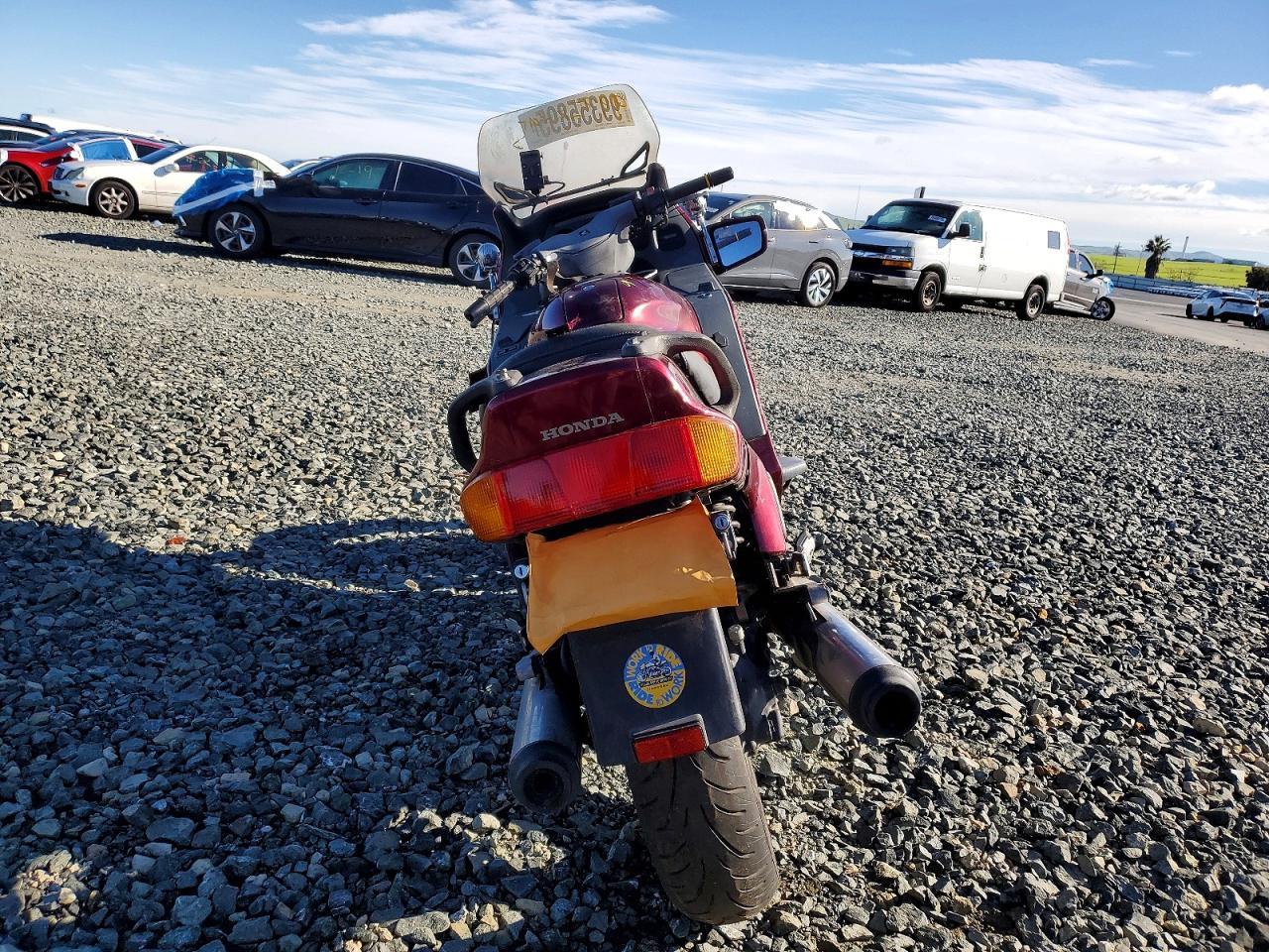 2000 HONDA ST1100