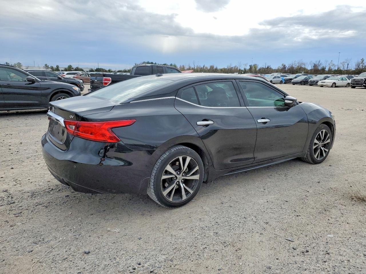 2018 NISSAN Maxima