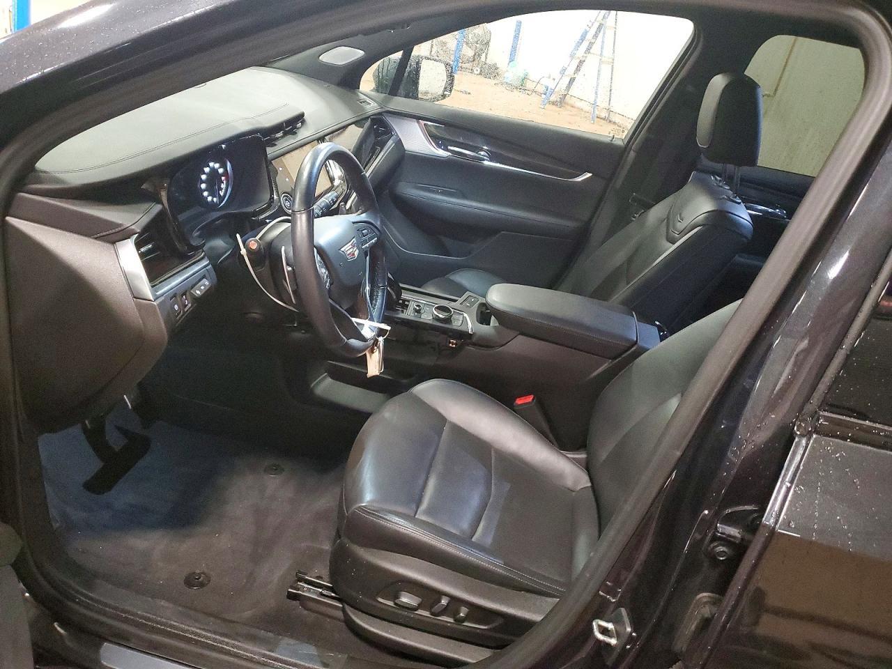 2022 CADILLAC XT6