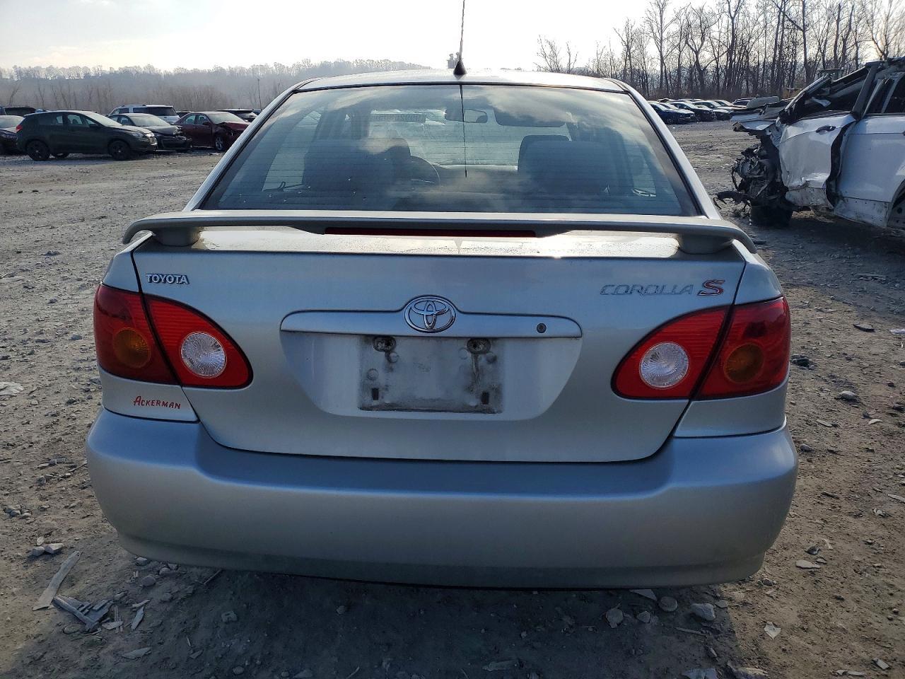 2004 TOYOTA COROLLA