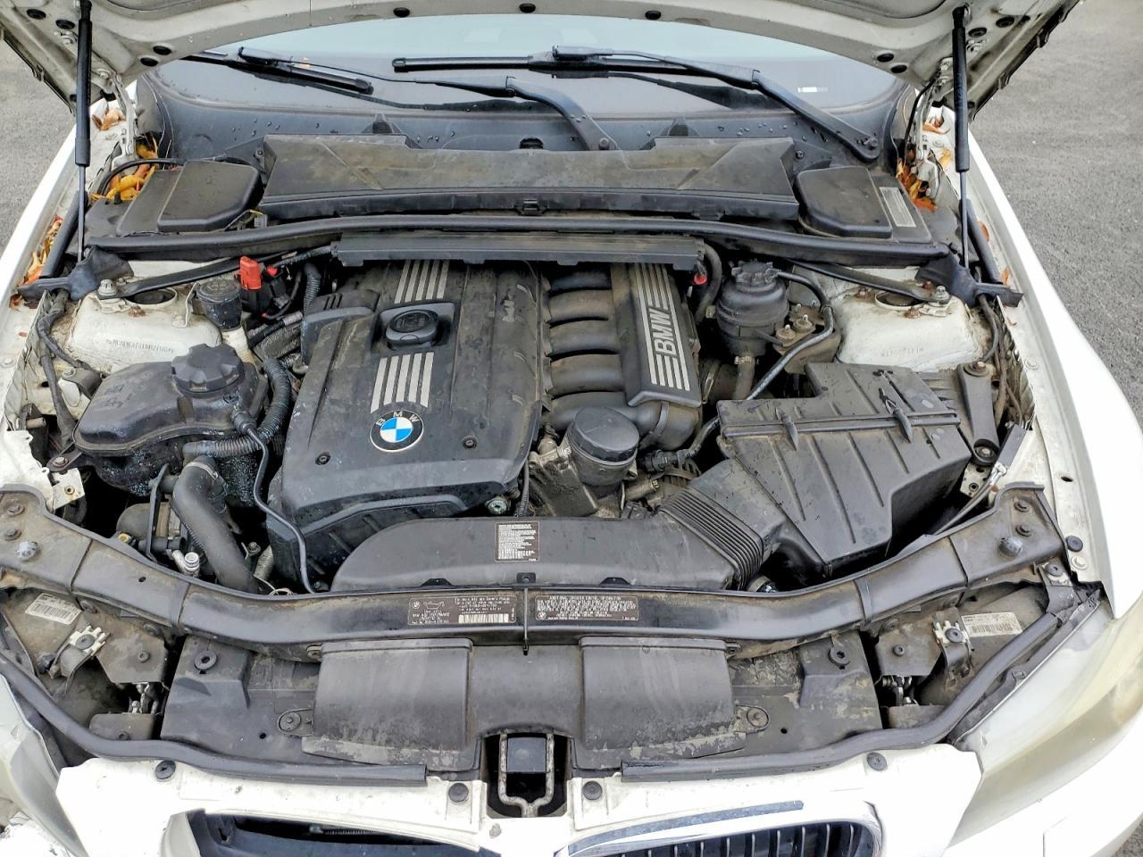2011 BMW 3 SERIES