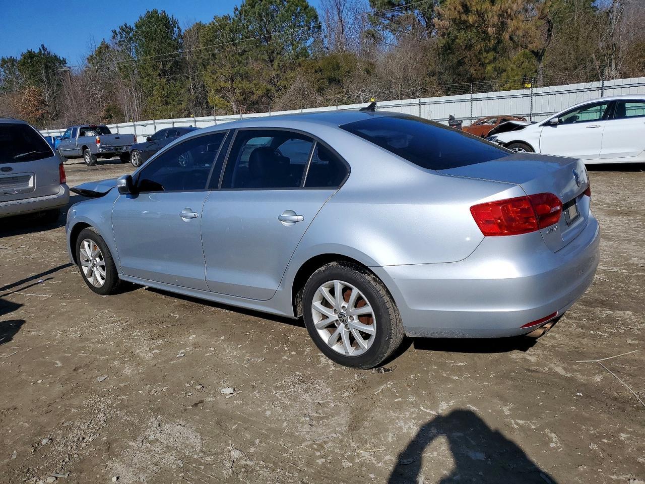 2012 VOLKSWAGEN JETTA