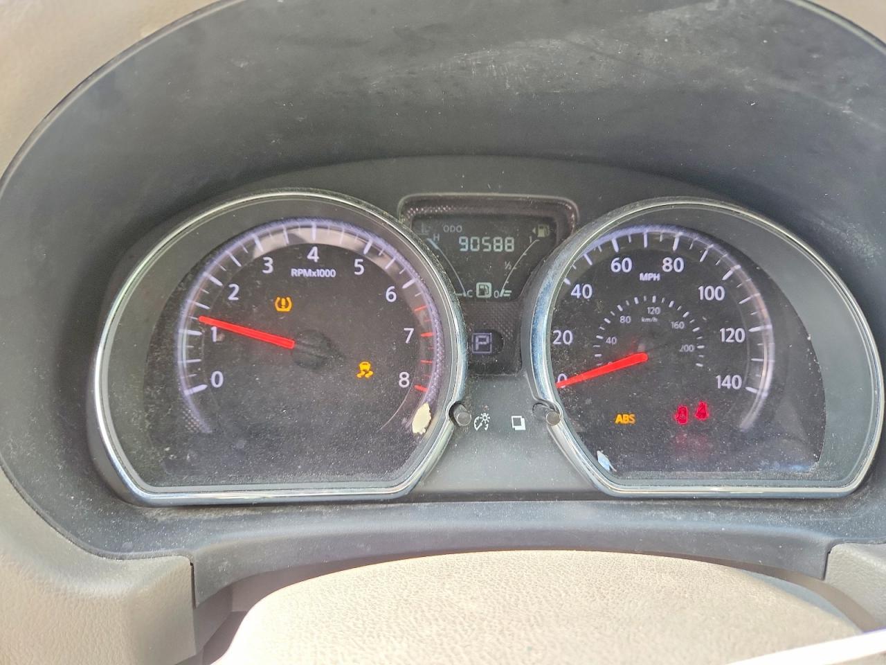 2015 NISSAN VERSA