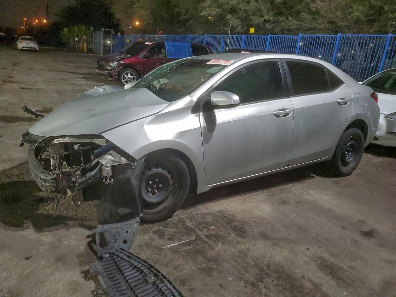 2016 TOYOTA COROLLA