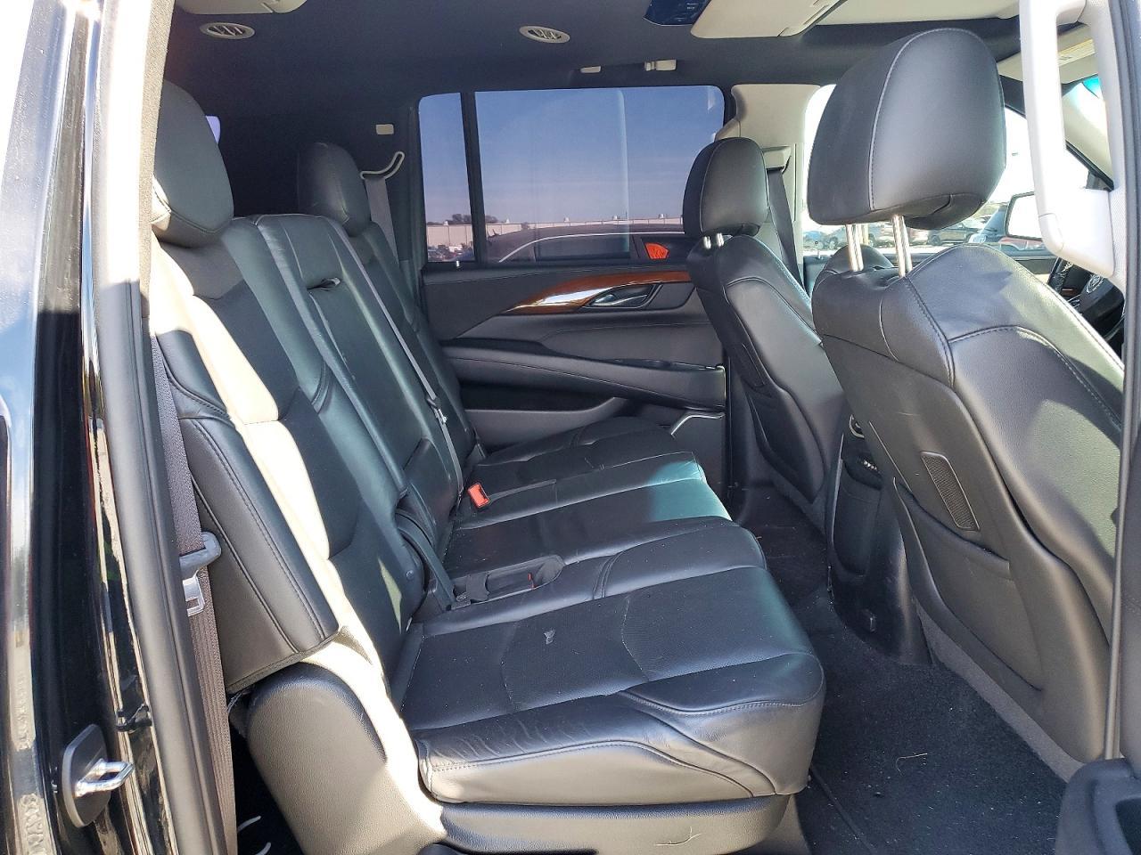 2015 CADILLAC Escalade ESV