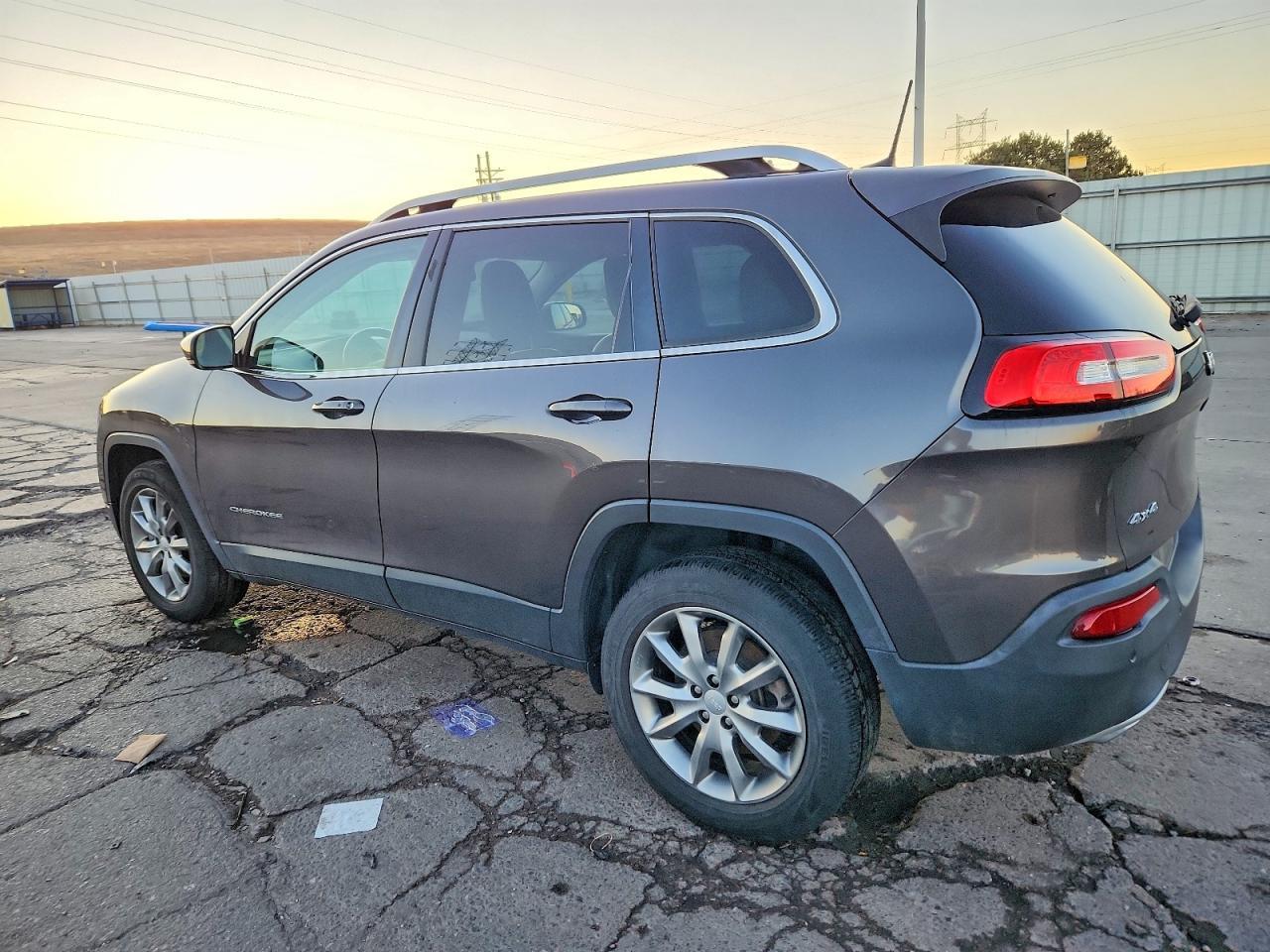 2018 JEEP CHEROKEE