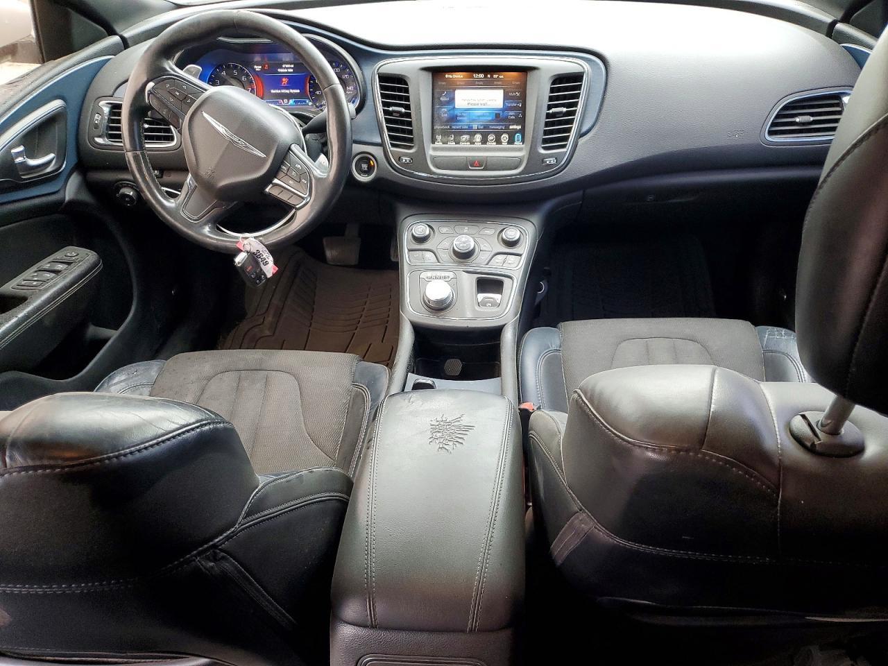 2015 CHRYSLER 200