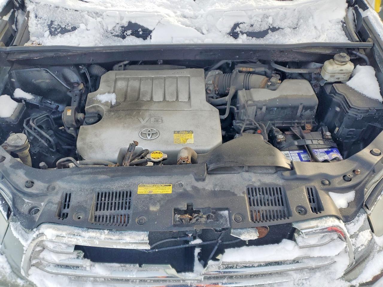 2010 TOYOTA HIGHLANDER