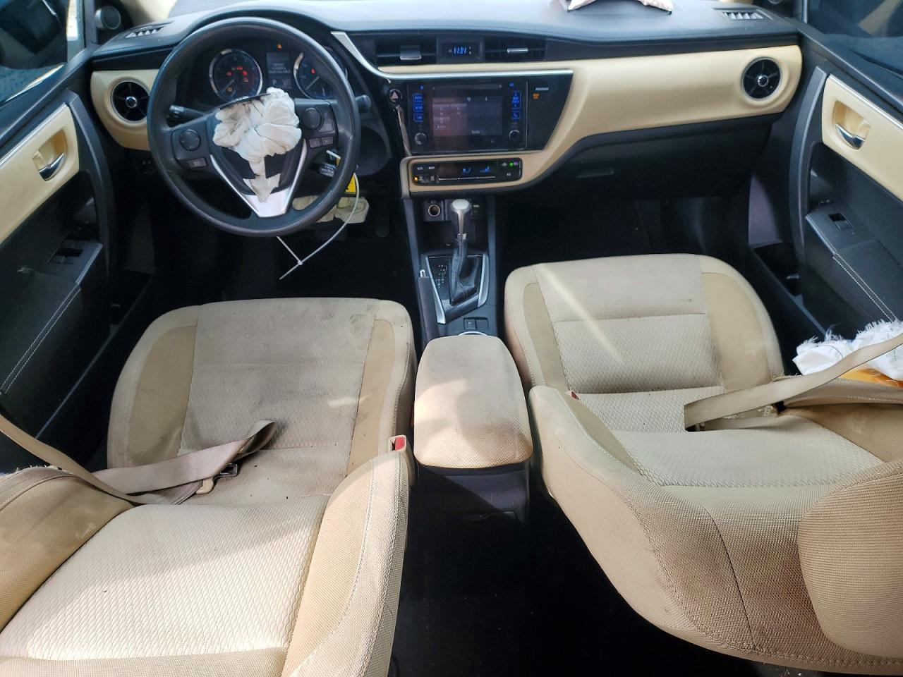 2017 TOYOTA Corolla/le