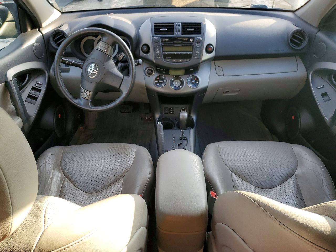 2011 TOYOTA RAV4