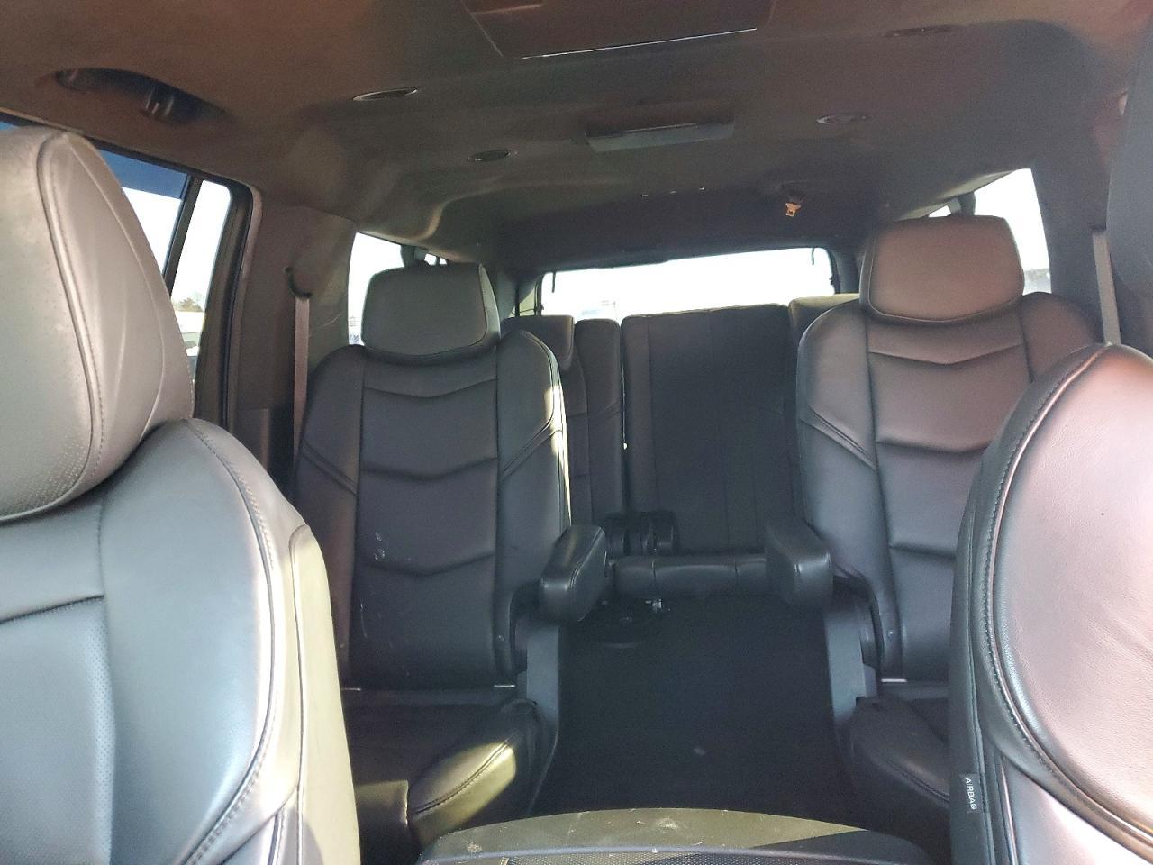2019 CADILLAC Escalade ESV