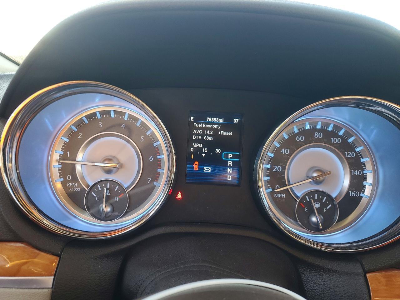 2014 CHRYSLER 300