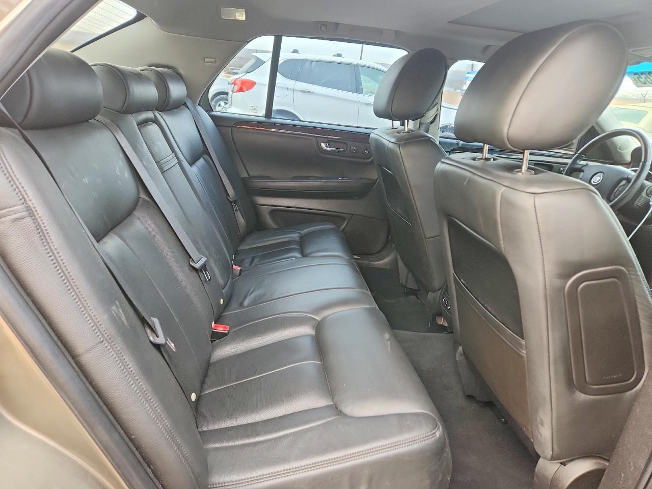 2010 CADILLAC DTS