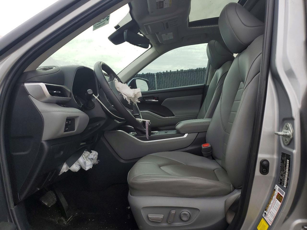 2023 TOYOTA HIGHLANDER