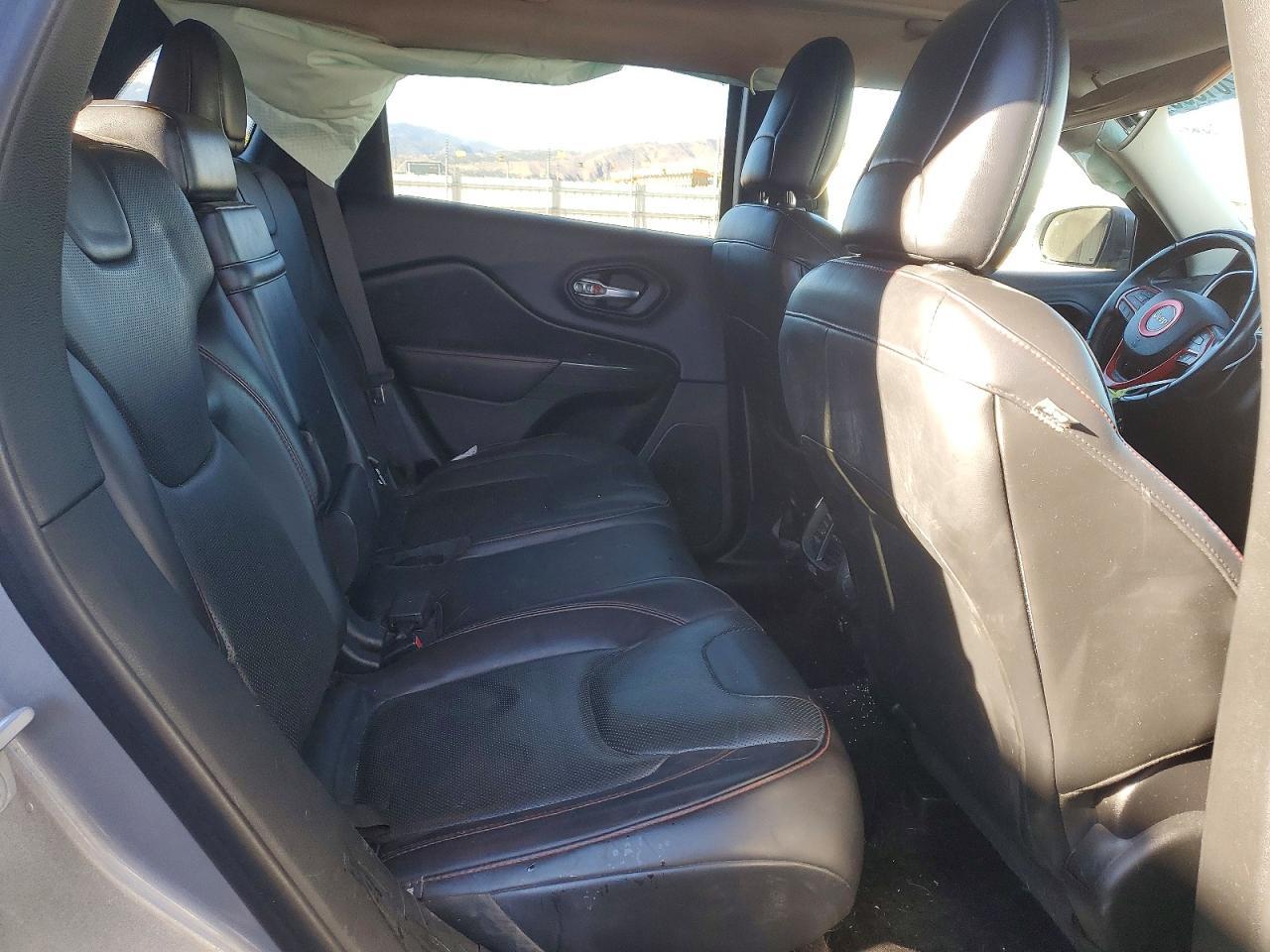 2016 JEEP CHEROKEE