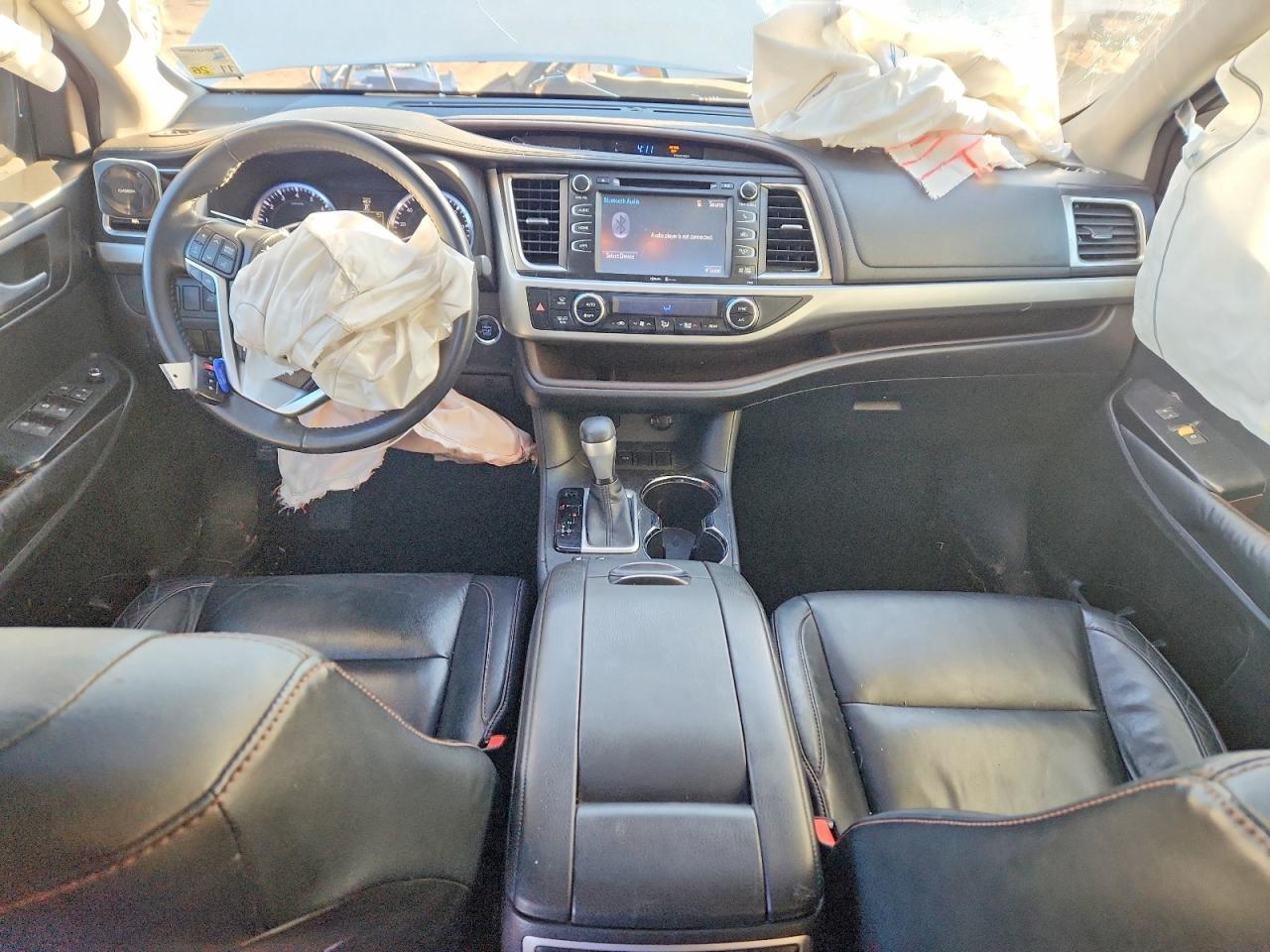 2014 TOYOTA HIGHLANDER