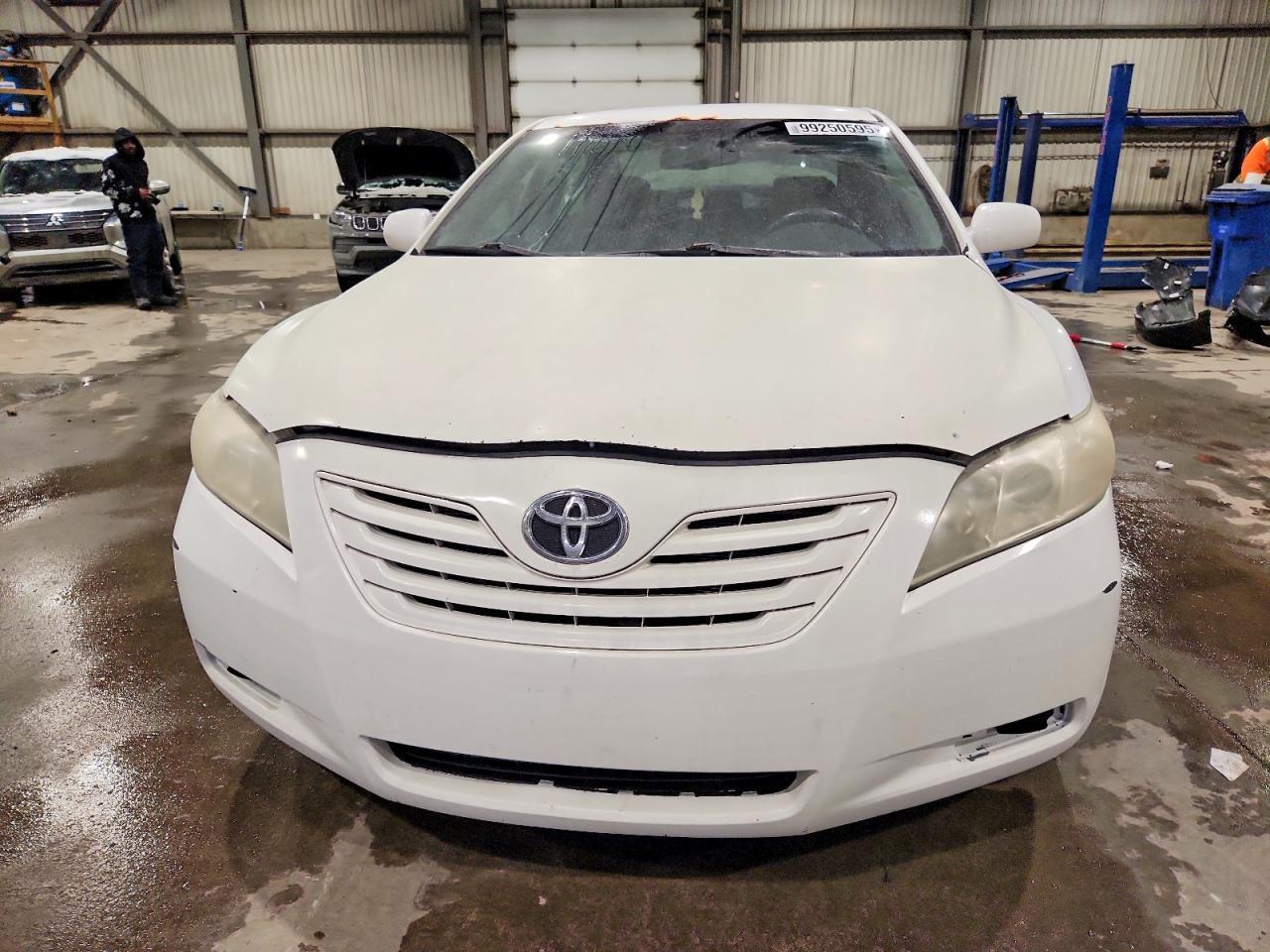 2009 TOYOTA CAMRY
