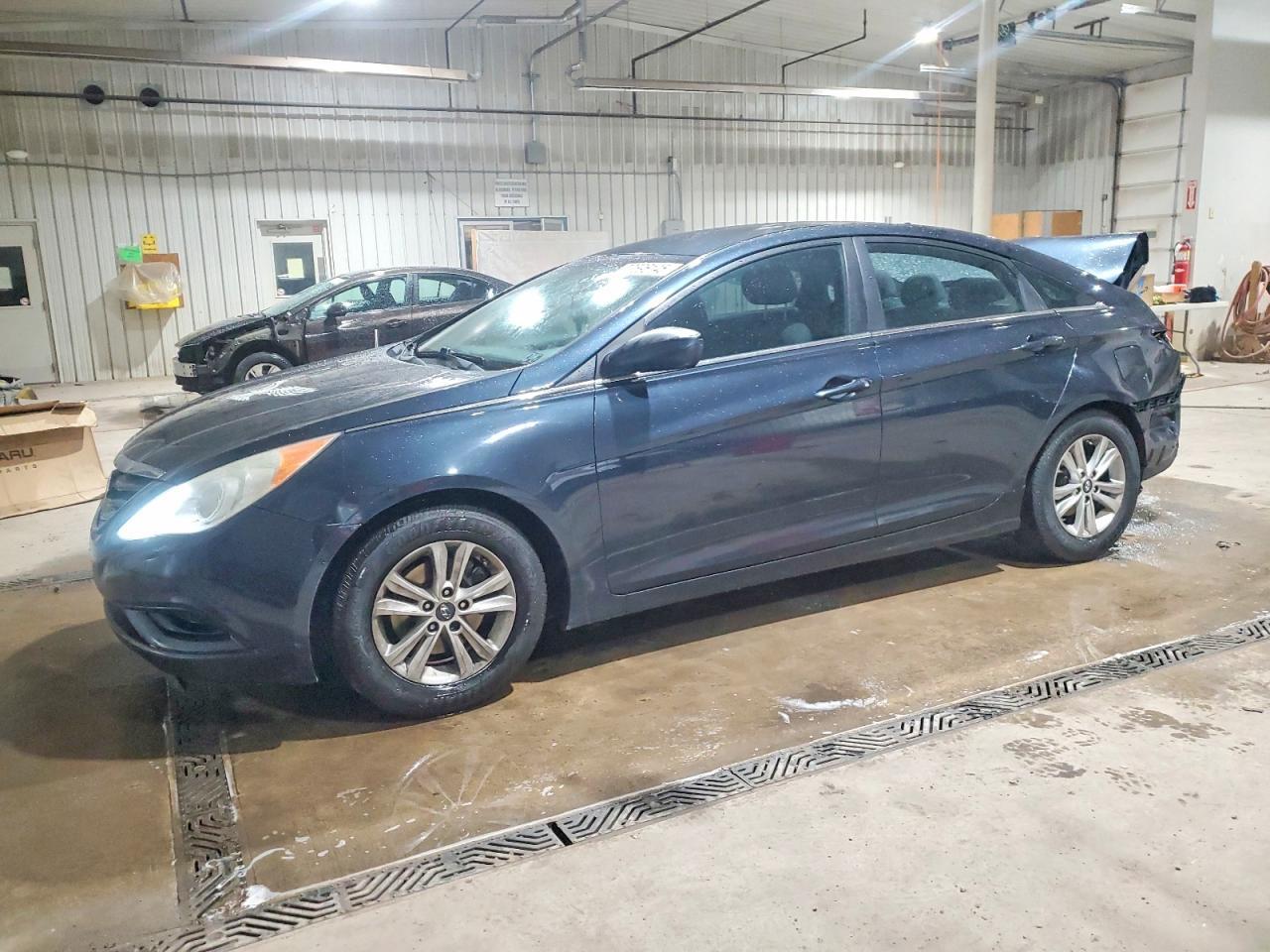 2011 HYUNDAI SONATA
