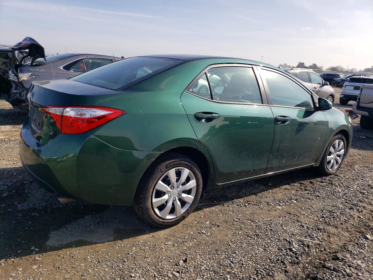 2015 TOYOTA COROLLA