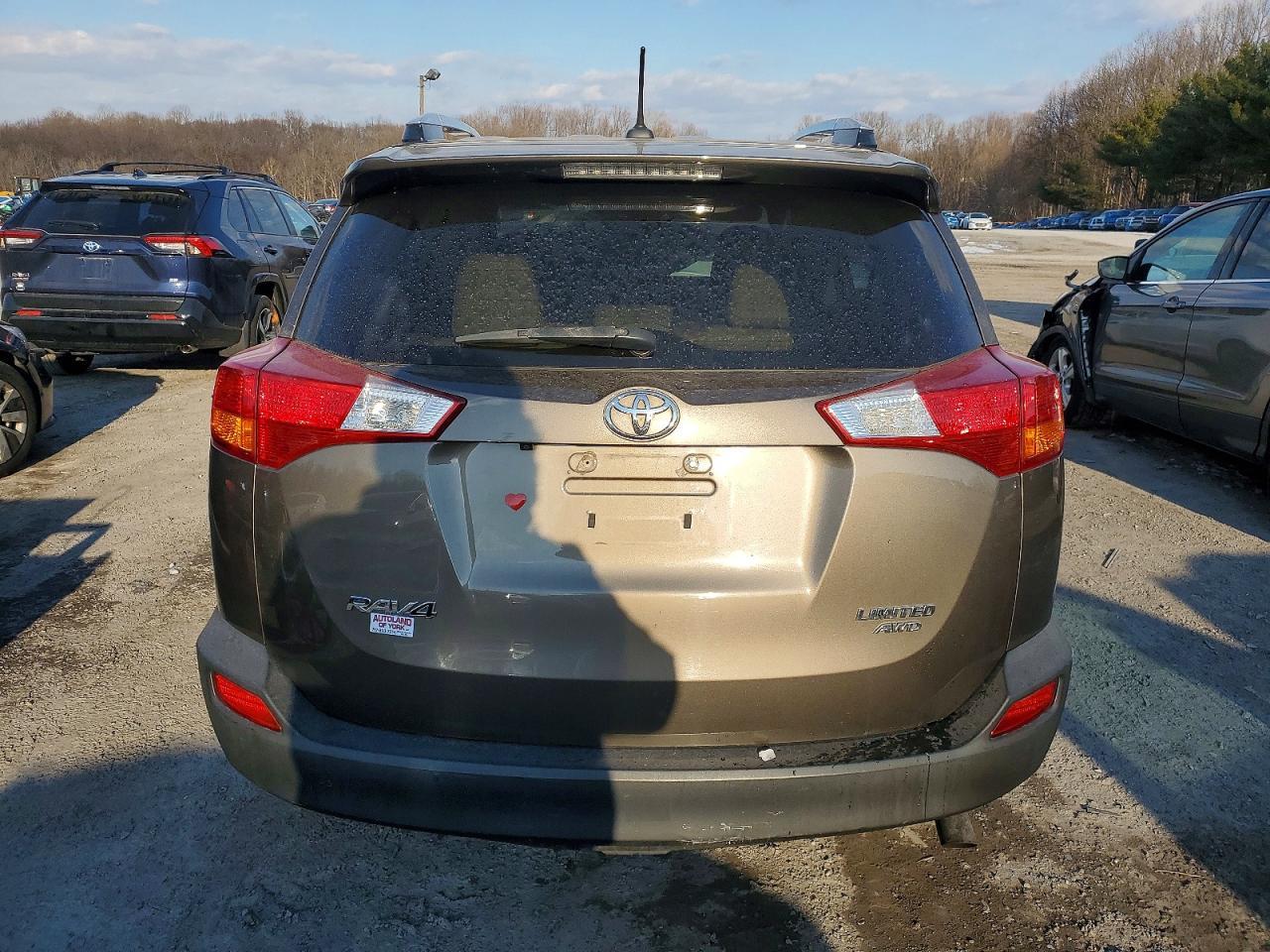 2015 TOYOTA RAV4
