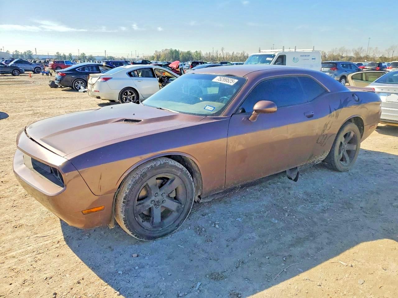 2013 DODGE Challenger