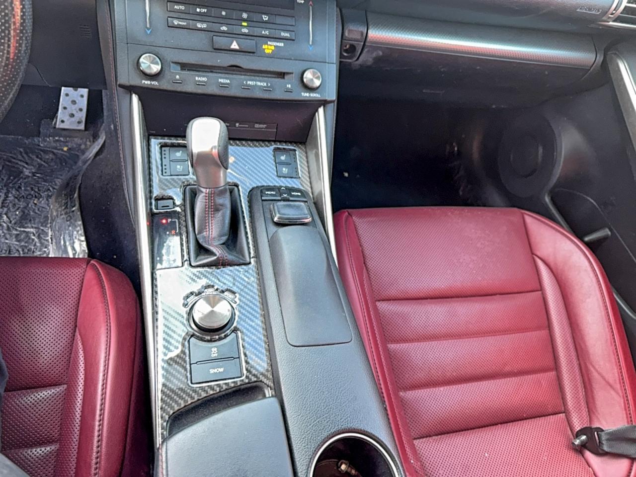 2016 LEXUS IS 300
