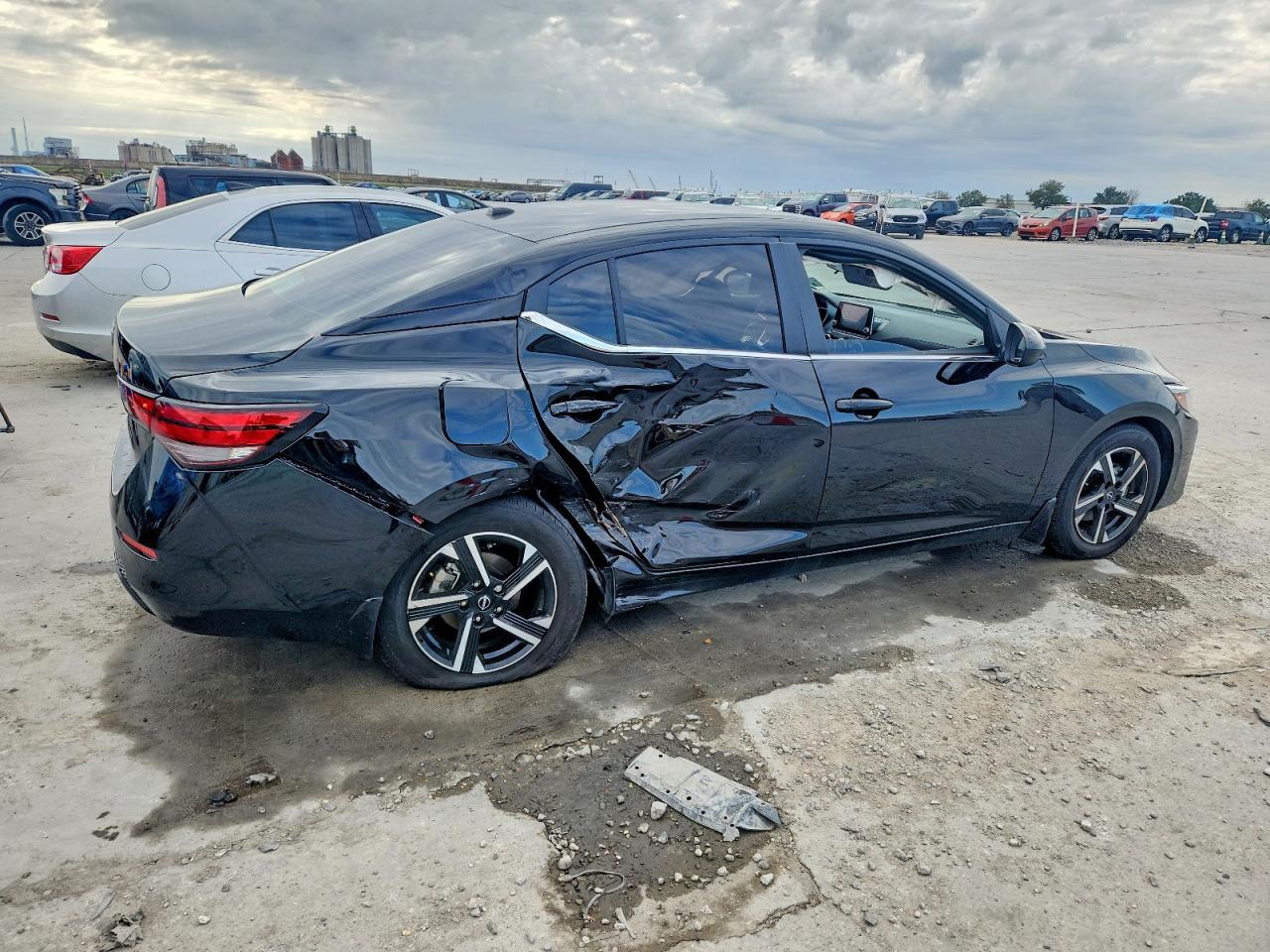 2025 NISSAN SENTRA