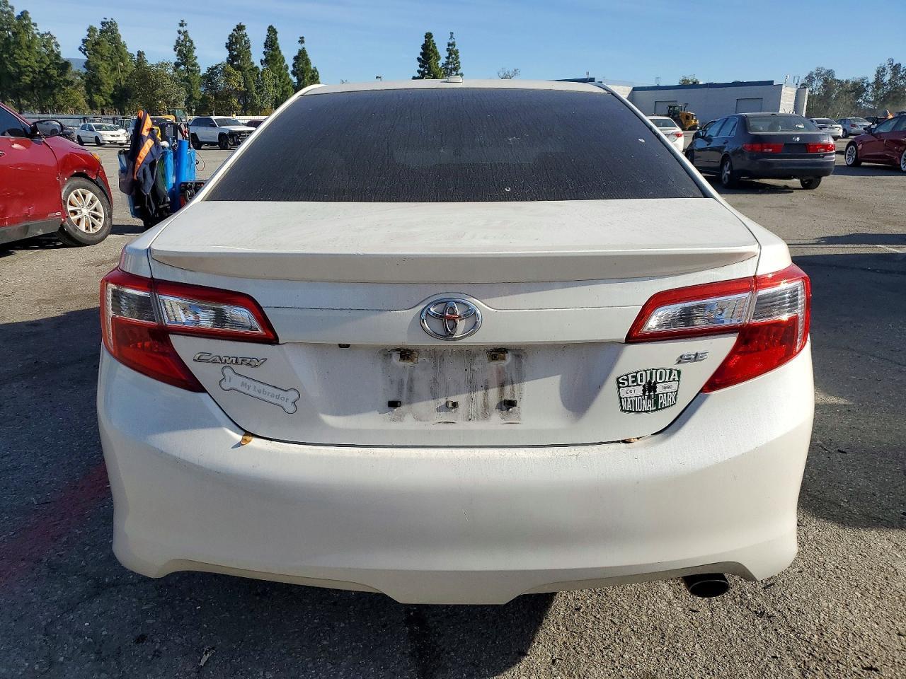2014 TOYOTA CAMRY