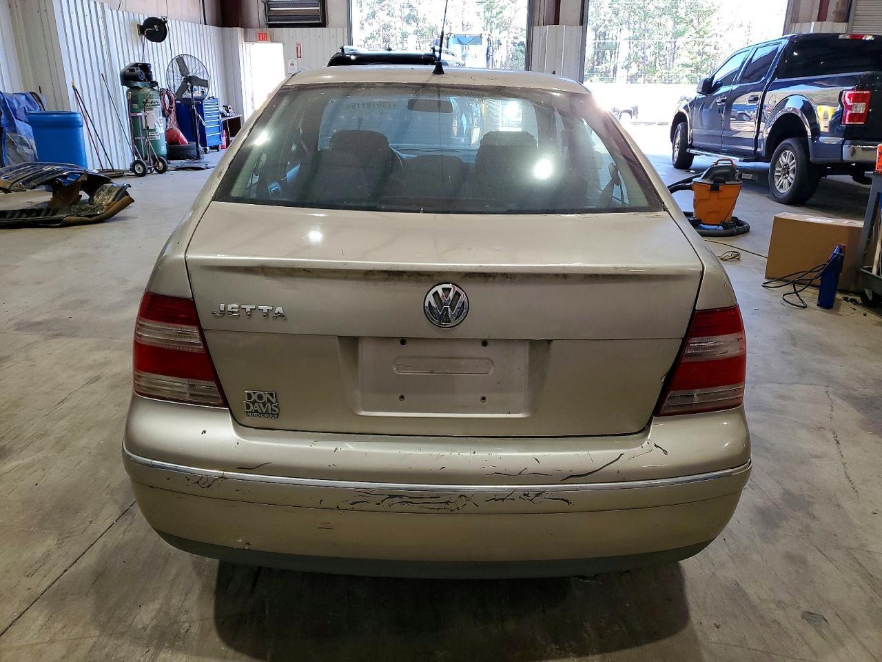 2004 VOLKSWAGEN JETTA