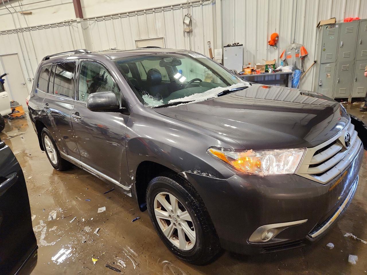 2012 TOYOTA HIGHLANDER