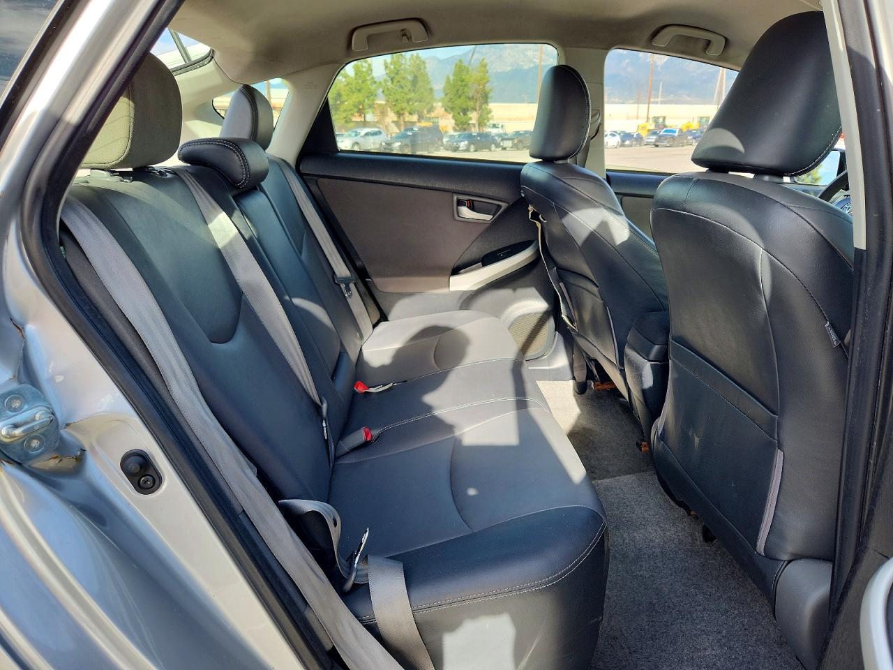 2013 TOYOTA PRIUS