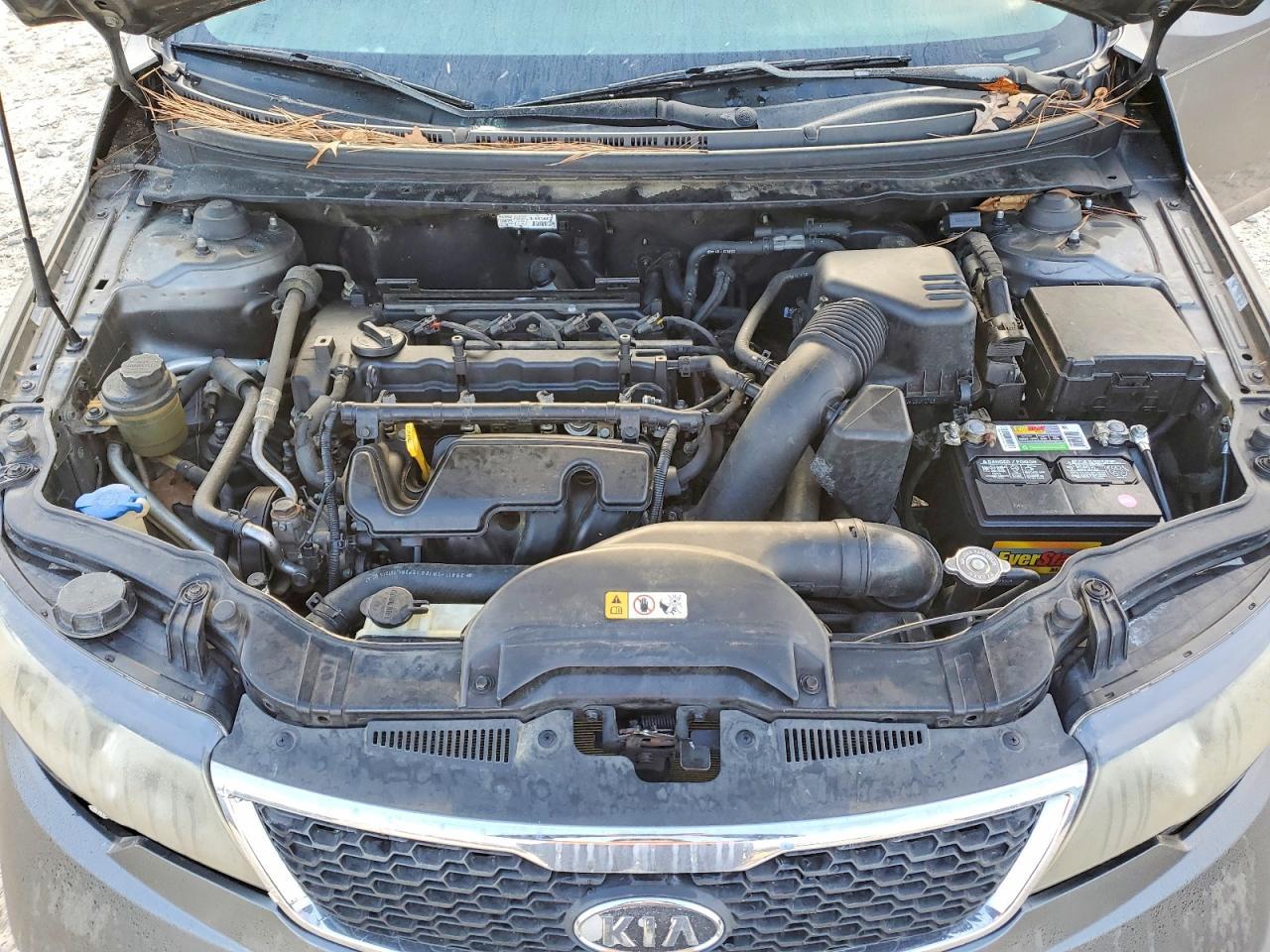 2013 KIA FORTE