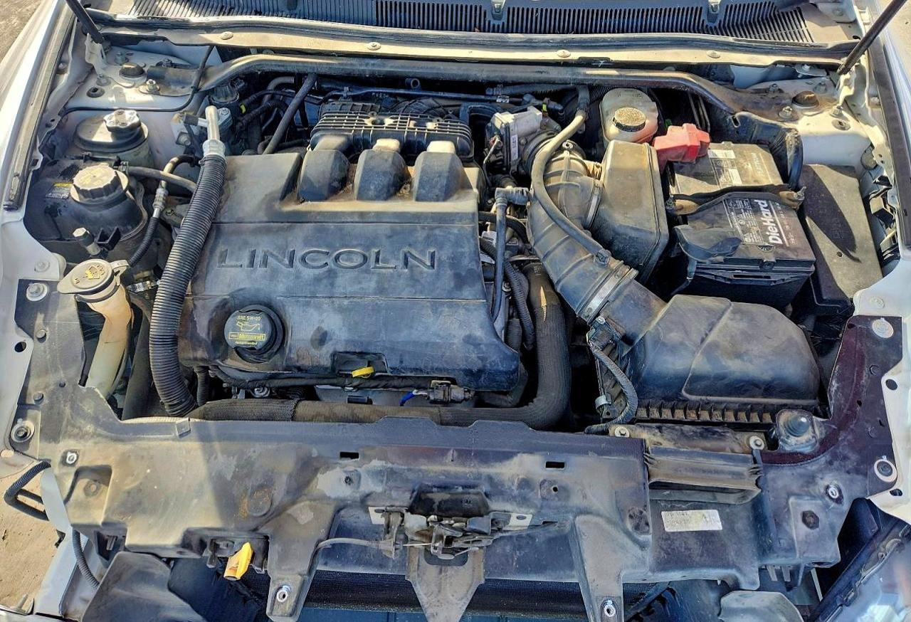 2011 LINCOLN MKS