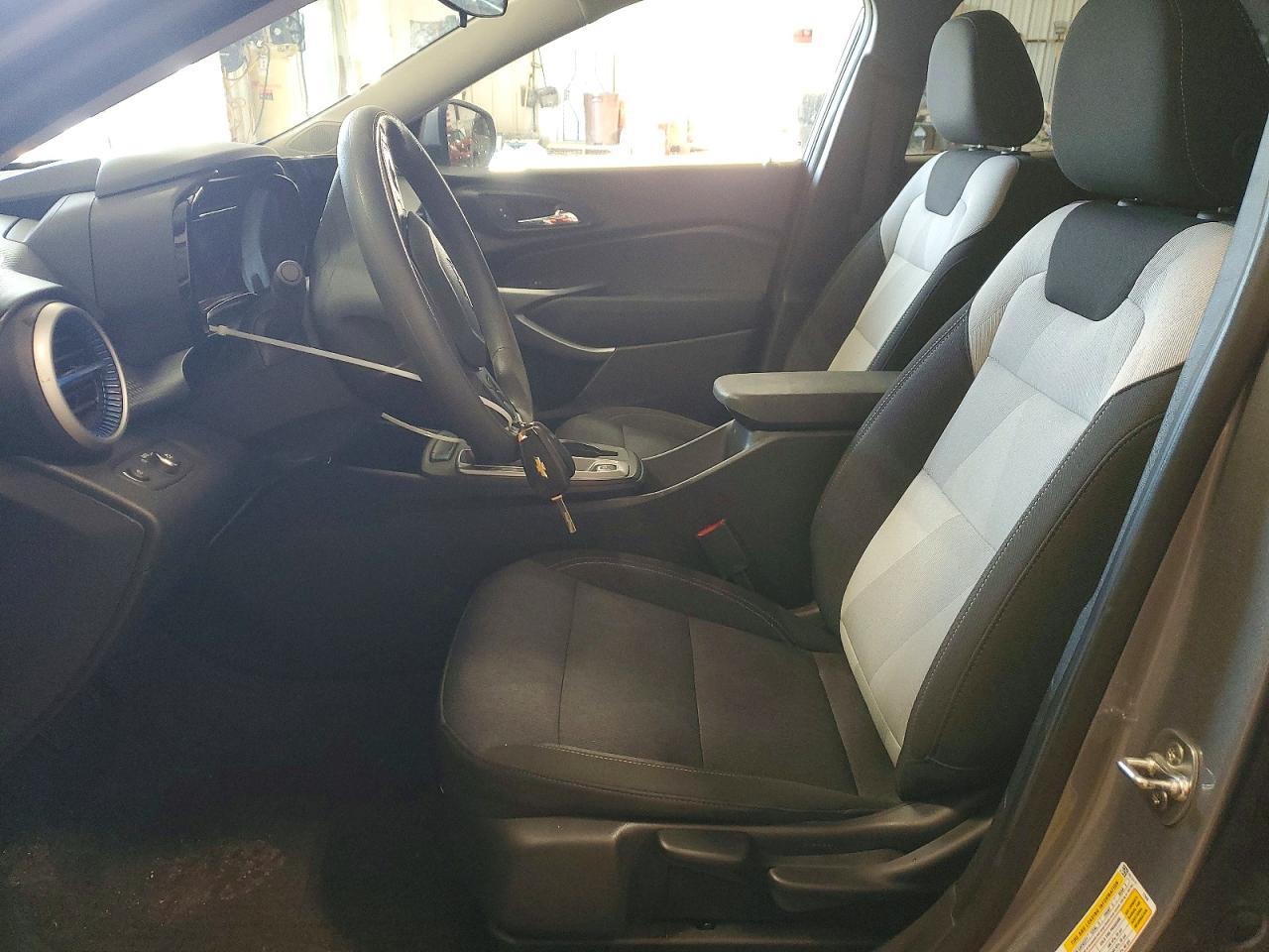 2025 CHEVROLET TRAX