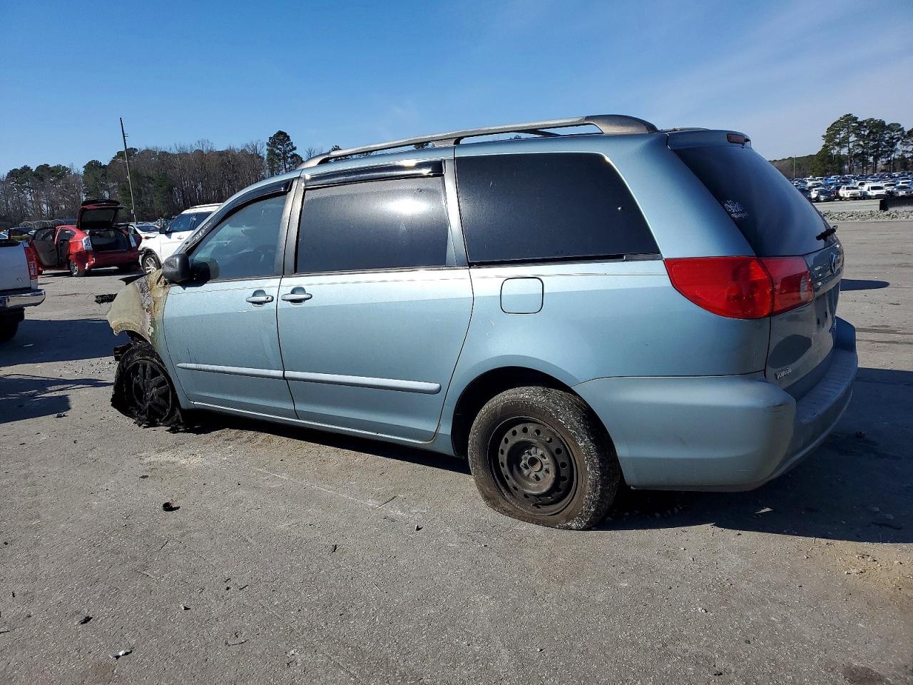 2006 TOYOTA SIENNA