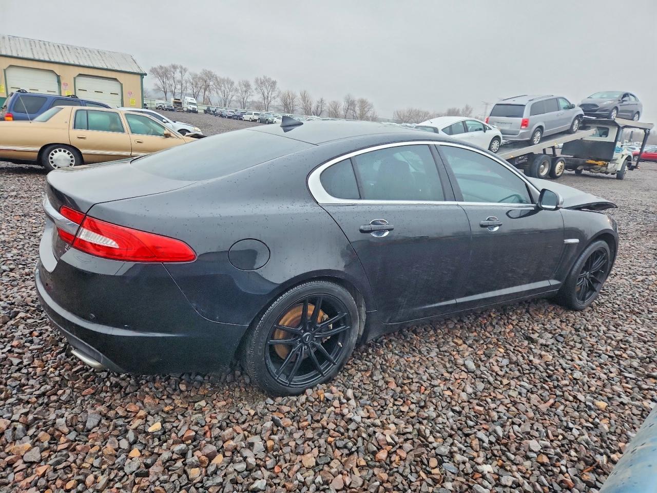 2014 JAGUAR XF