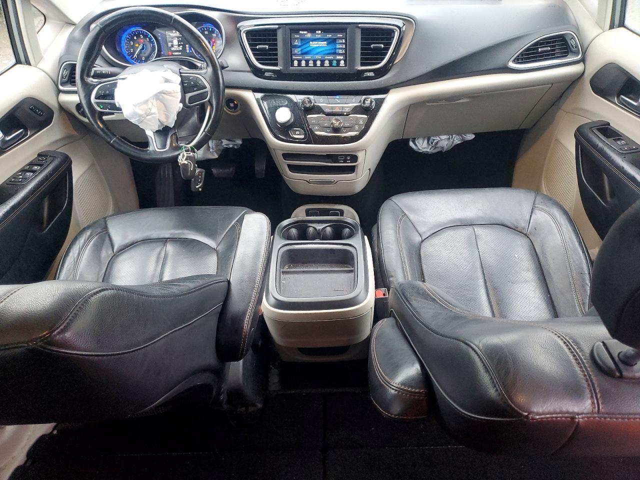 2020 CHRYSLER Pacifica