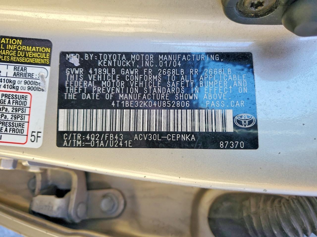 2004 TOYOTA CAMRY
