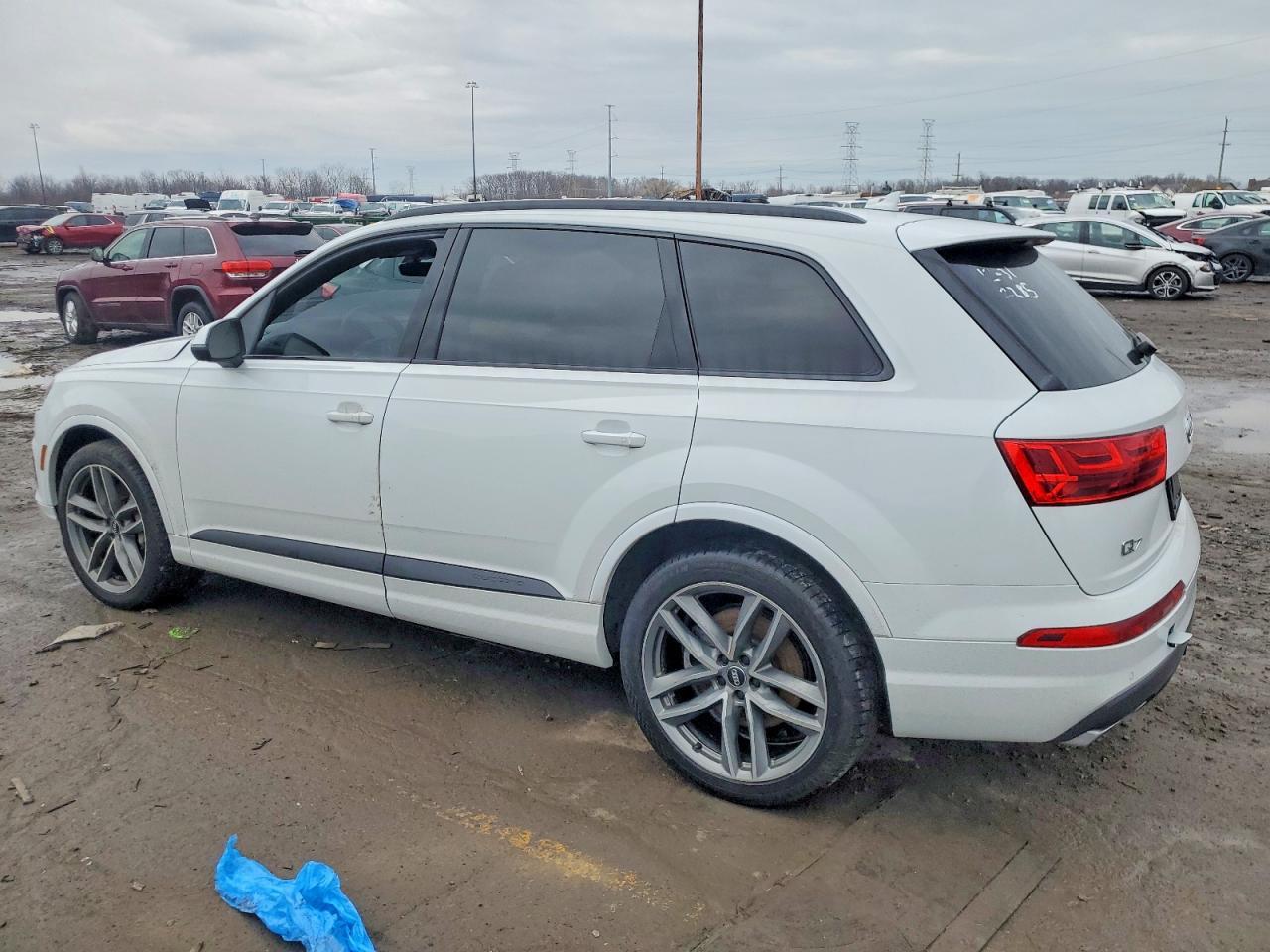 2017 AUDI Q7