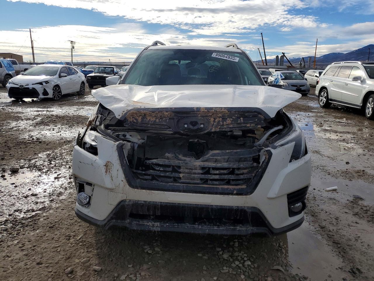 2023 SUBARU FORESTER