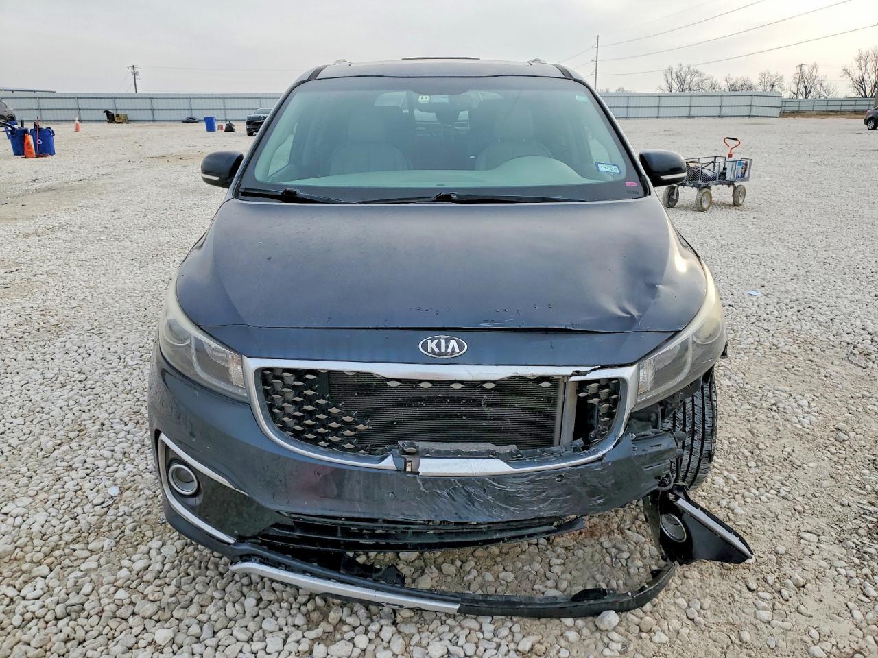 2016 KIA SEDONA