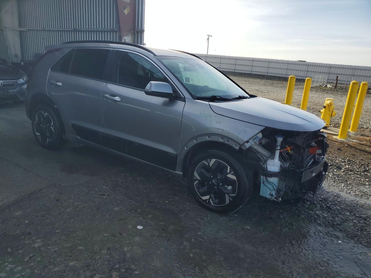 2023 KIA Niro