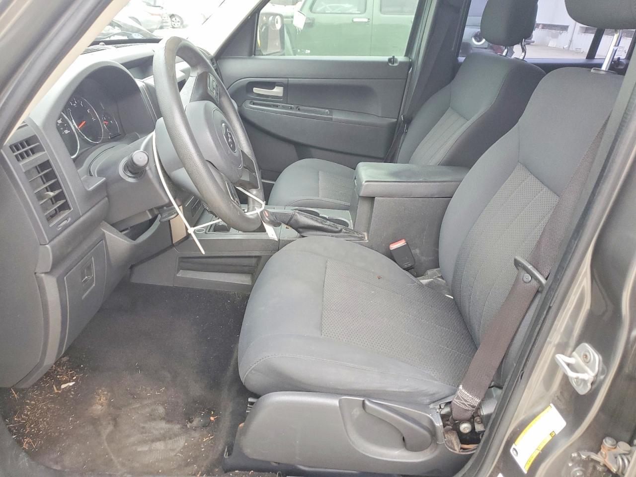 2012 JEEP Liberty