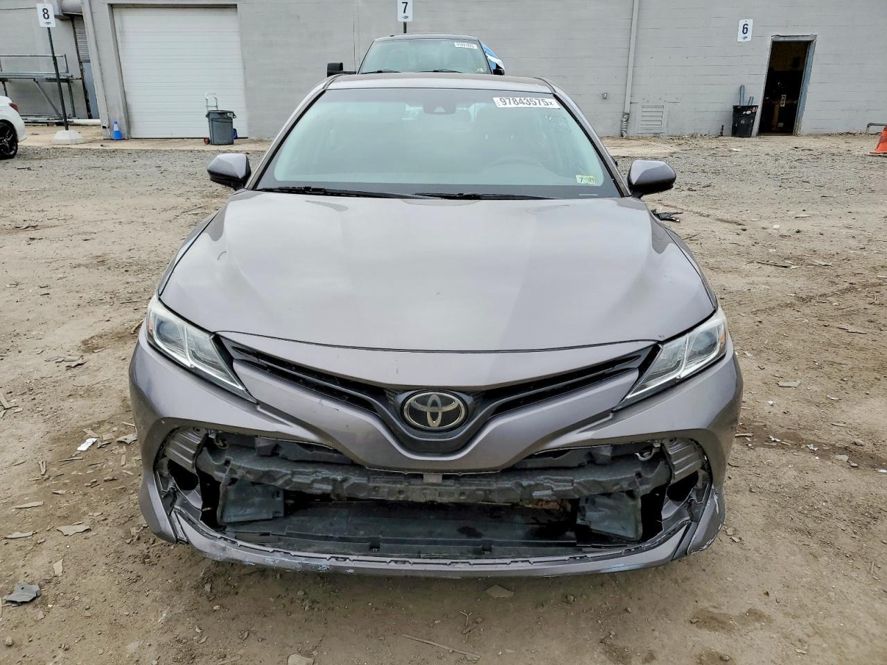 2018 TOYOTA CAMRY
