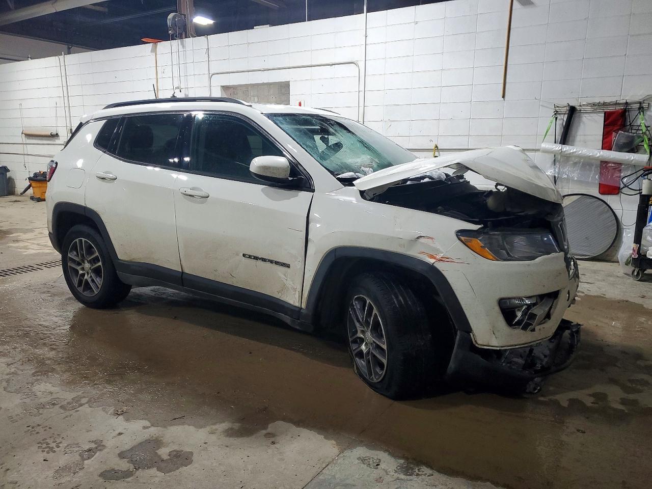 2020 JEEP Compass