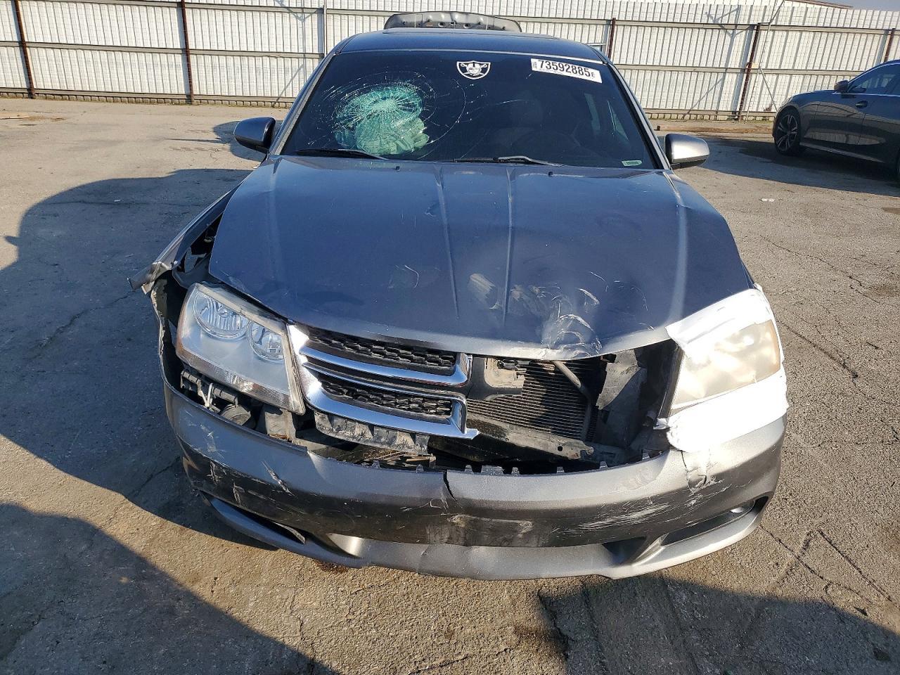 2011 DODGE Avenger