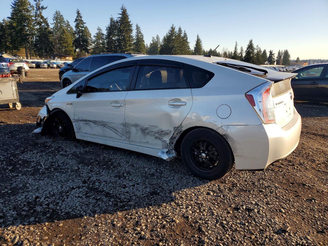 2015 TOYOTA PRIUS